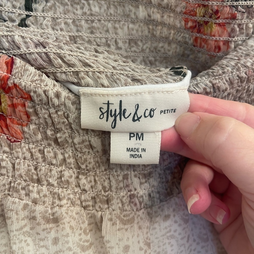 Style & Company Petite Floral skirt Size Women’s Medium Petite, Ruffle hem Lined - Picture 3 of 9